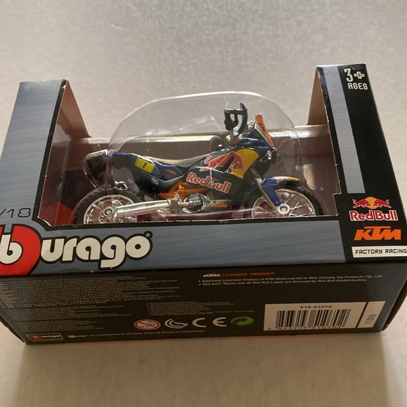 Bburago KTM 450 Rally ( Dakar Rally) 1/18 Motorcycle Die Cast Metal w/ Plastic - Picture 6 of 6